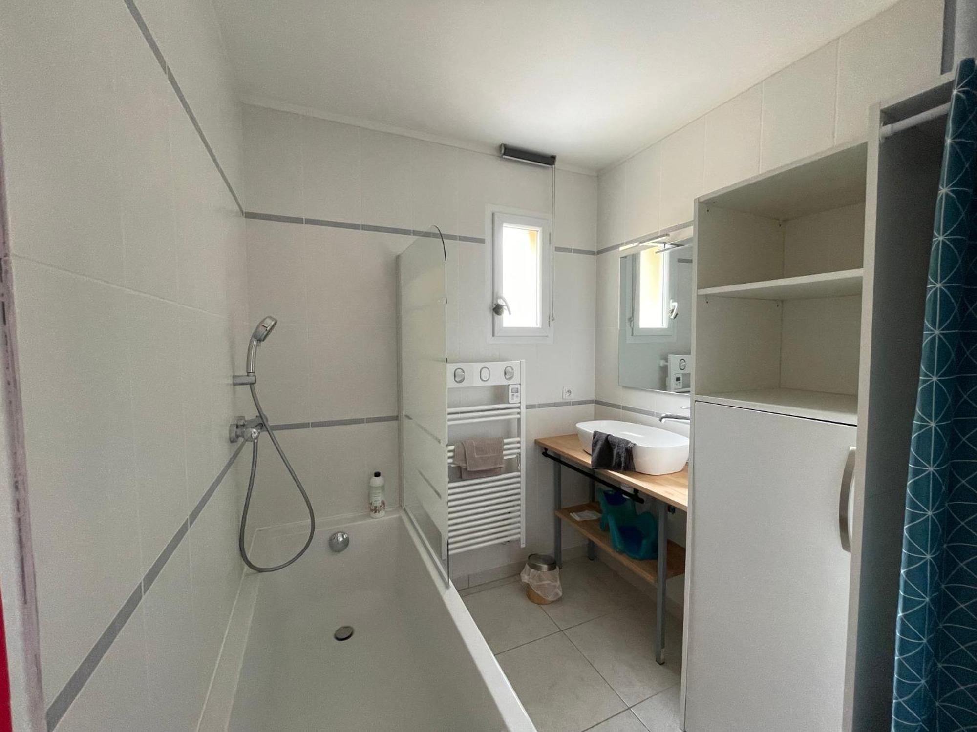 Sweet Omaha Belle Maison Recente Lumineuse Et Cosy Bien Equipee Jardin Clos 15 Mn A Pied Plage Omaha Beach Et Proche De Bayeux & Port En Bessin Saint-Laurent-sur-Mer Exteriör bild